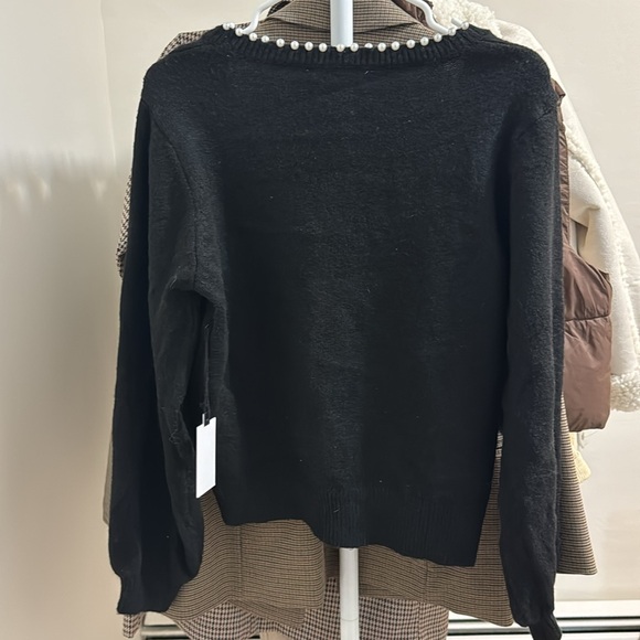 ASTR pearl lined square neck sweater - Picture 4 of 6